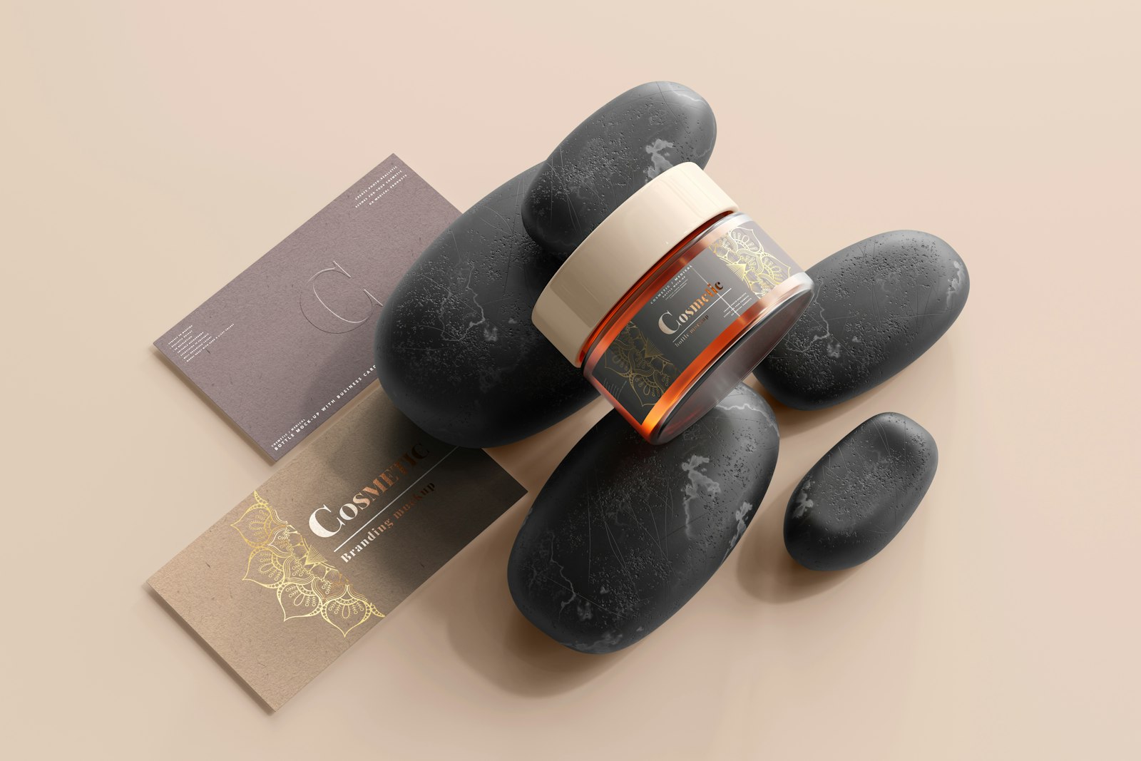 Confezioni di cosmetici su uno scaffale